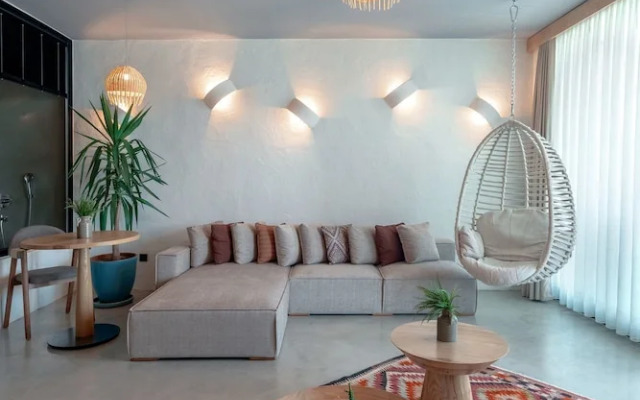Harbour Suite