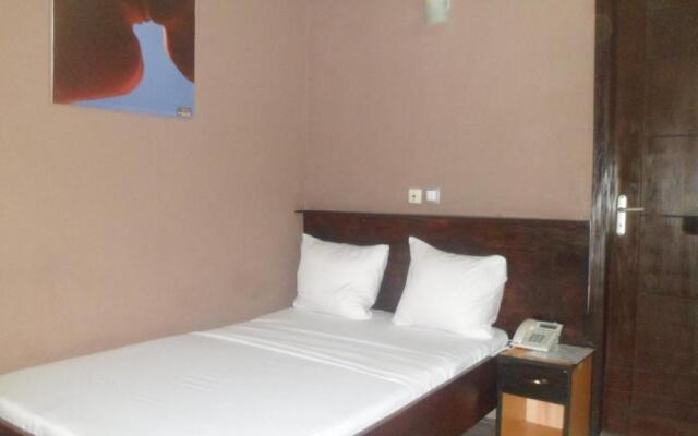 Benin City Center Hotel