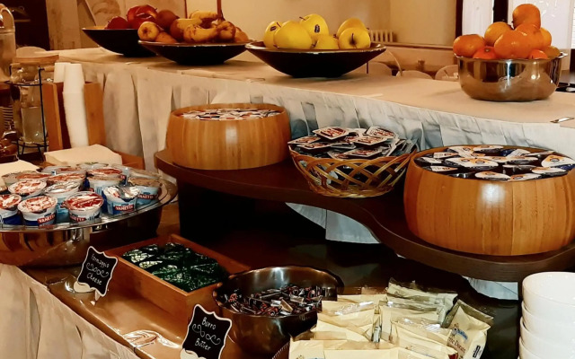 Hotel Alma Domus