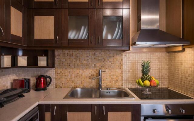 Athina Luxury Villas