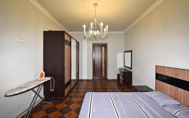 Abovyan street, 1 bedroom Beautiful Renovated, Spacious apartment AB130