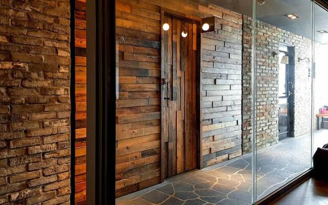Illuso Guesthouse - Hostel