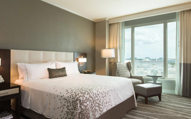 Renaissance Tampa International Plaza Hotel