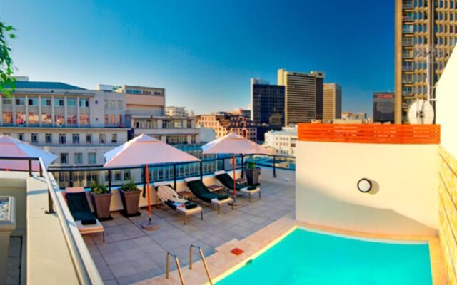 Adderley Hotel