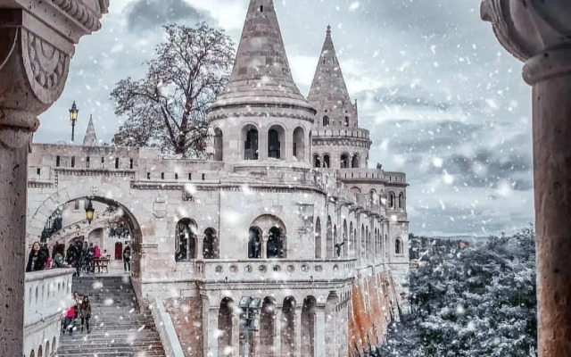 Romantic Deluxe Studio In The City's Epicentrum