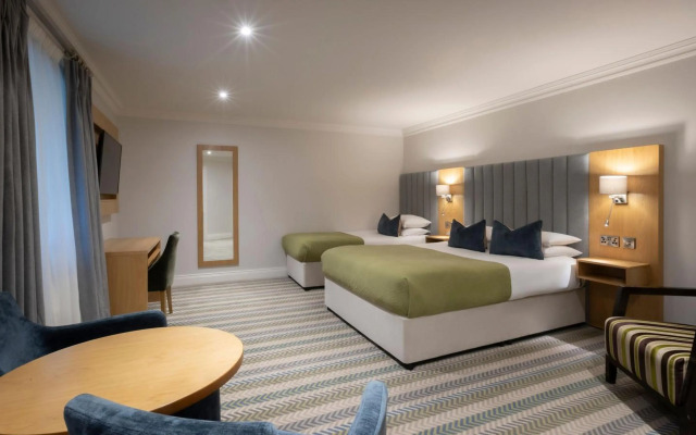 Killarney Heights Hotel
