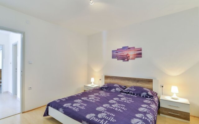 Luxurious Holiday Home in Bibinje with sauna