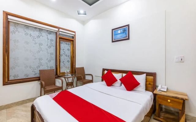 OYO 415 Nice House Hotel