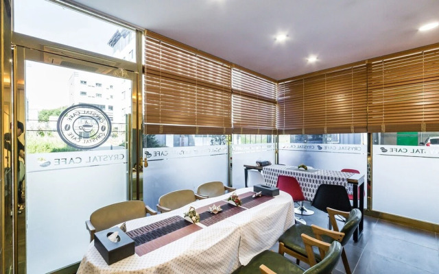 Incheon (Geomdan) Crystal Hotel