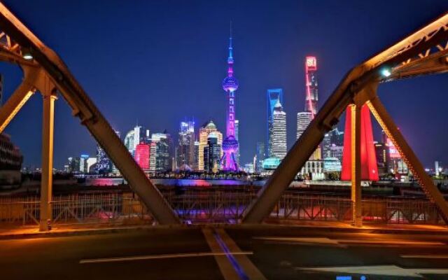 Hanting Hotel White Bridge outside the Bund Shanghai