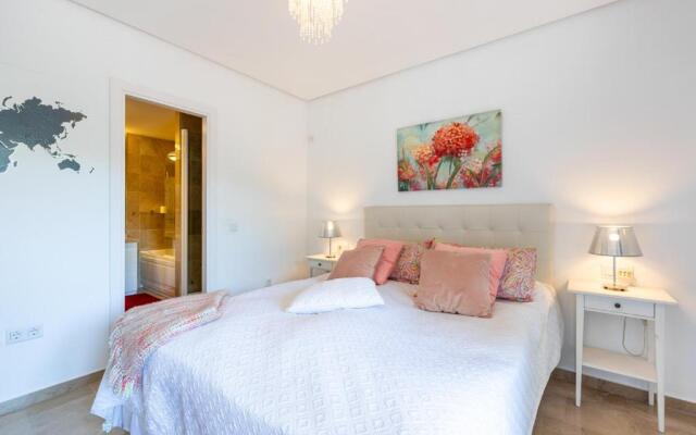 Disfruta amplio moderno y luminoso Golf Resort Torrequebrada