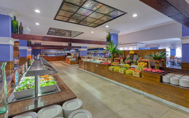 Playacalida Hotel