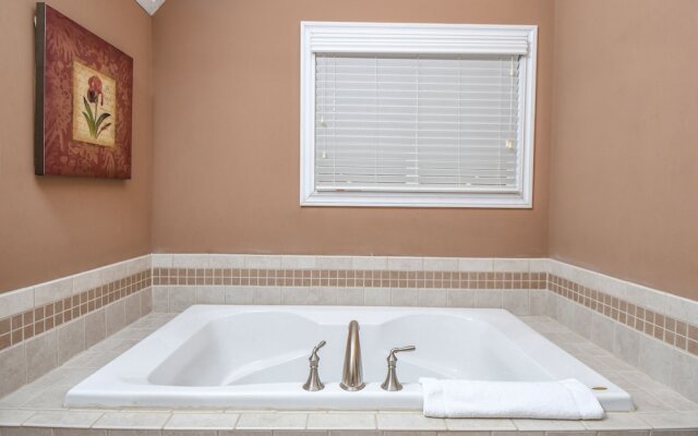 Donnas Choice 4 Bedroom House