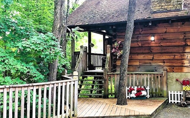 Country Charm - Studio Cabin