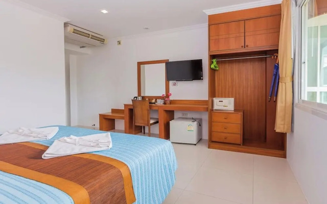 Sukcheewa Residence Phuket