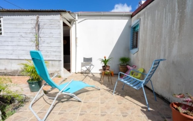 House With One Bedroom In Riviere Salee With Enclosed Garden And Wifi 6 Km From The Beach