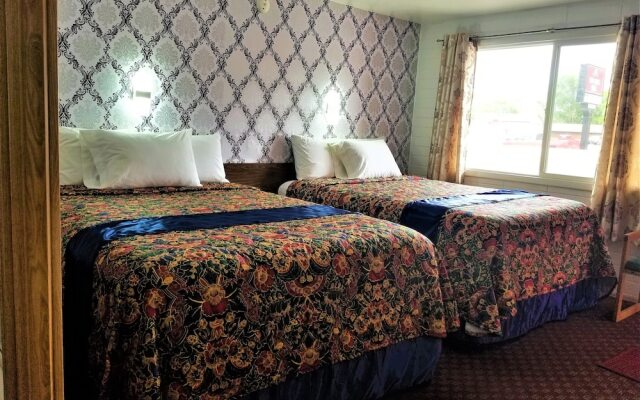 Town House Motor Inn