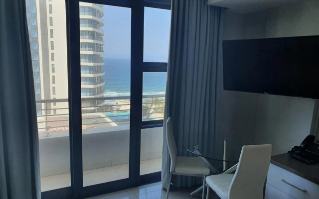 Pearls Studio - Sea Facing