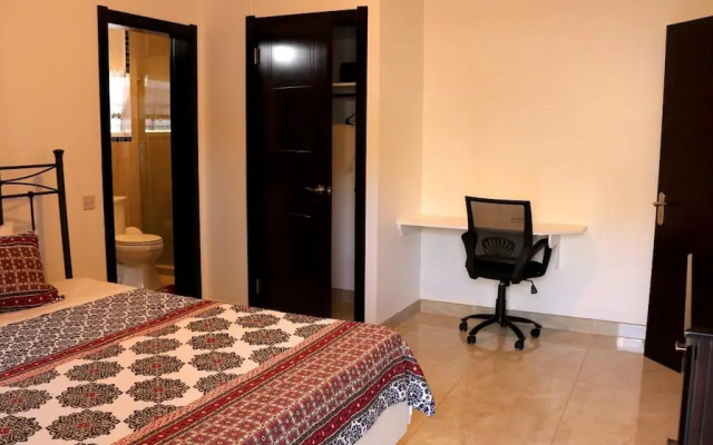 Blue Star Apartments and Hotel