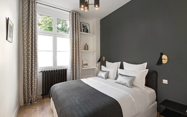 Saint Germain Bon March Chic Three Bedroom