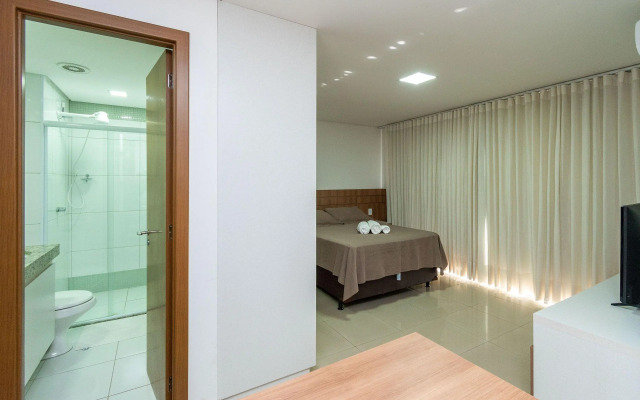 Flat com linda Piscina no Setor Bueno - TH605