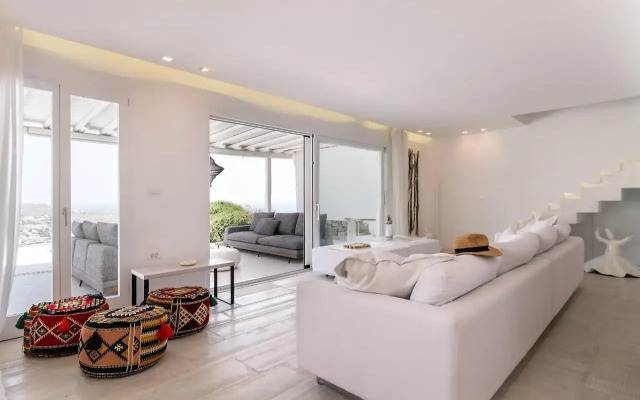 Villa Psarou - The Above Nammos Experience
