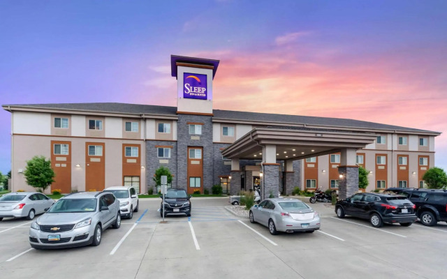 Sleep Inn & Suites Fargo Medical Center