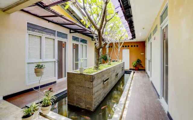 OYO 90140 Nginep Yuuk Guest House