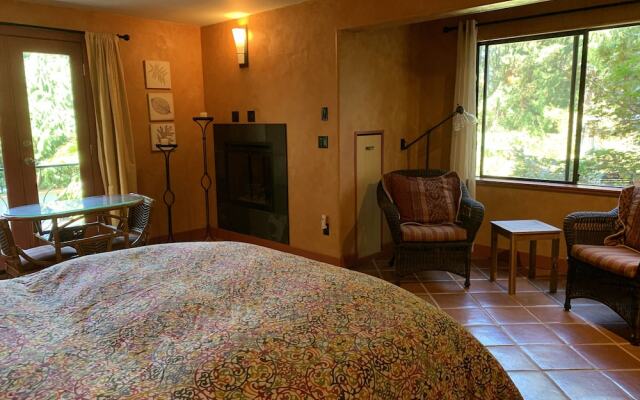 Salt Spring Carriage House B&B