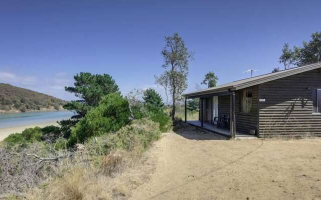 Steeles Island Retreat