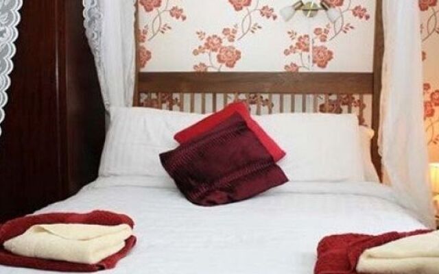 Diana Lodge Bed and Breakfast
