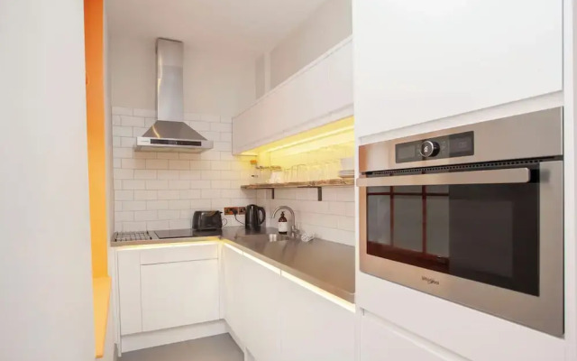 Higgihaus 26 Clare Street Aparthotel