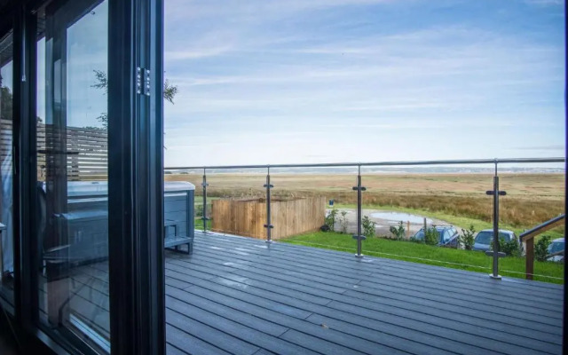 Brandy Cove - 1 Bed Cabin - Landimore