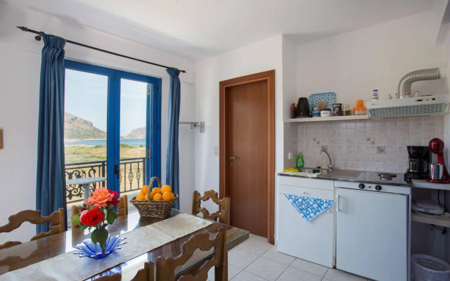 Venti Seaside Adult Hotel