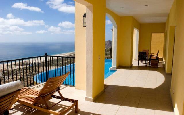 3-bedroom Ocean View Villa in Cabo San Lucas