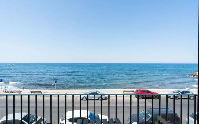 The Sea Outside Apartment 02 by Wonderful Italy