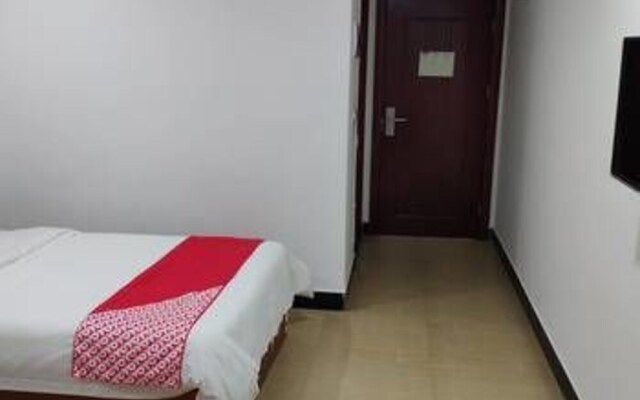 Hanqun Hotel