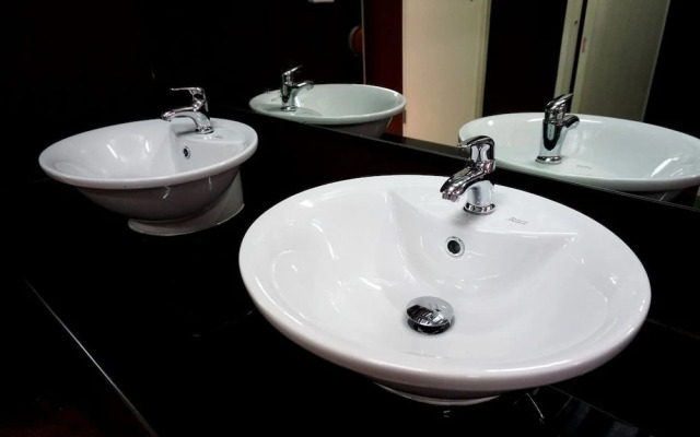 @Home Hostel Wua Lai