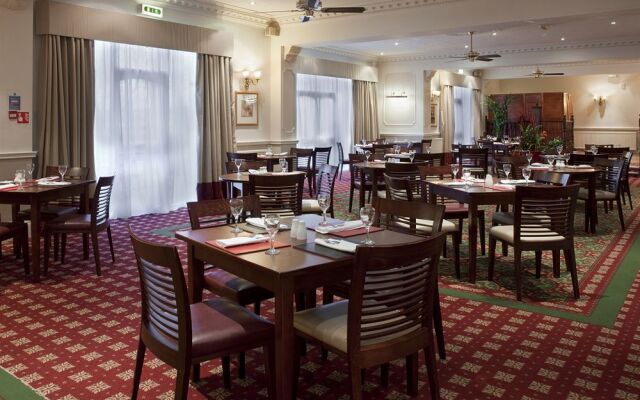 The Tong Park Hotel