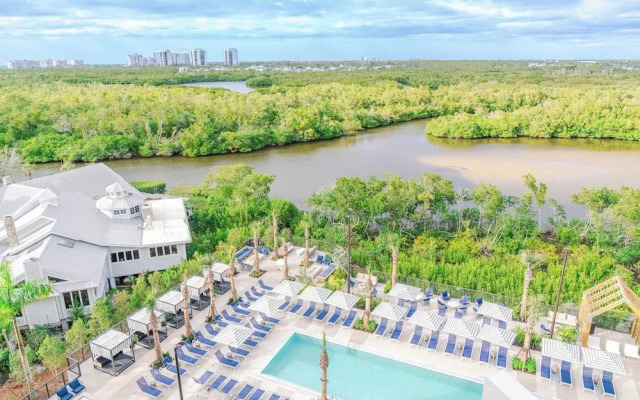 The Perry Hotel Naples