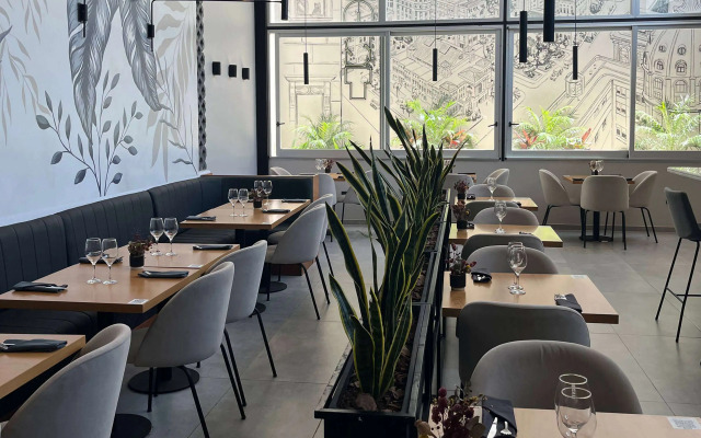 Days Inn & Suites by Wyndham La Plata