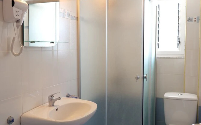 Lovely 2-bedroom Apartment in Saranda