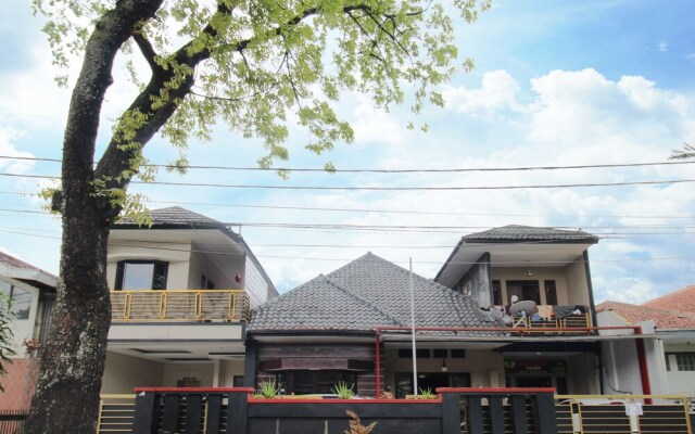 Airy Burangrang Wayang 8 Bandung