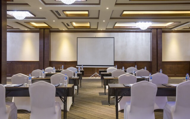 Cristal Erbil Hotel