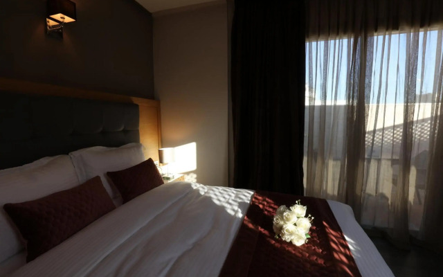 Silver Suites Hotel & Spa