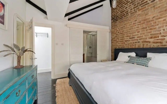 1 Bed Bohemian Loft Style Apt