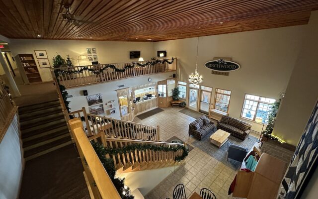Birchwood Lodge