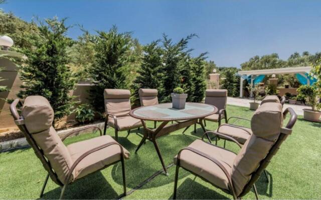 Villa Dionysia Studio S8