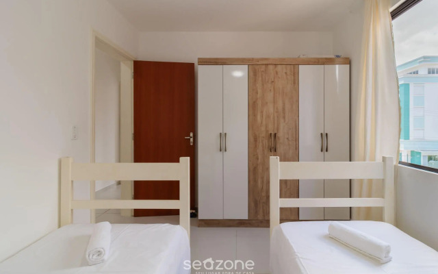 Apto lindo a 350m da Praia de Canasvieiras ACE0201