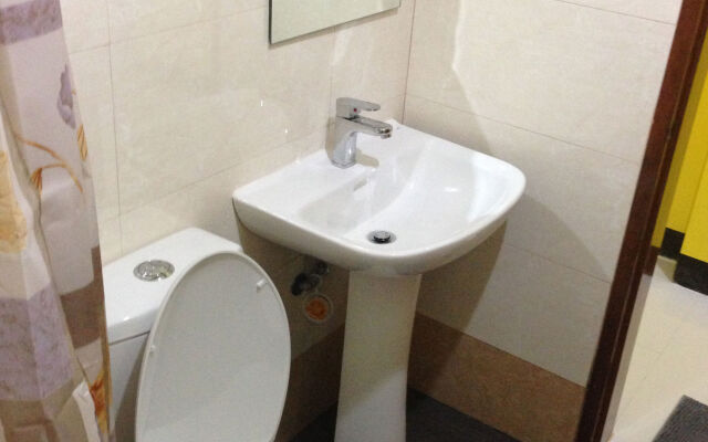 Citrine Tourist Travel Lodge